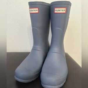 Hunter Women’s light blue Original Short rain Boots women’s size 10